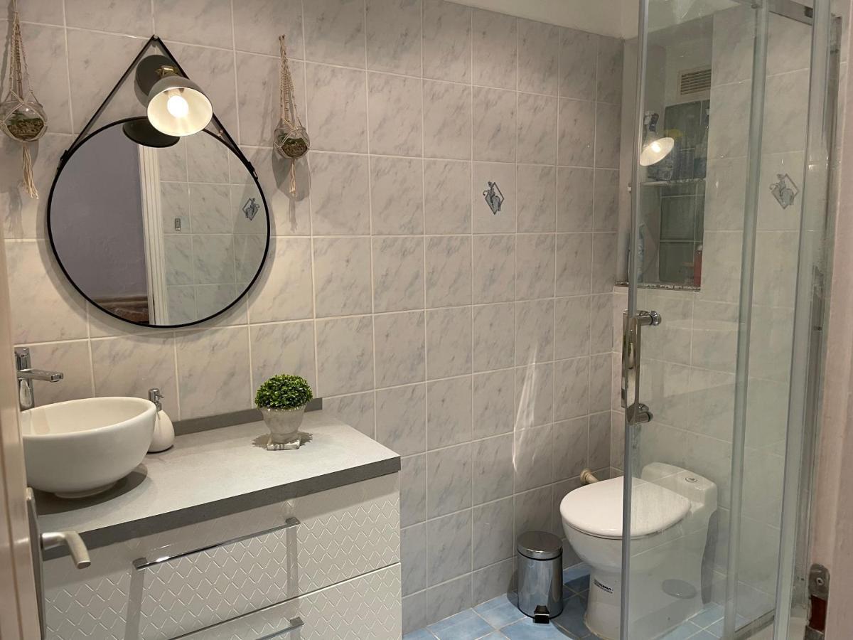 Cannes : Agreable Et Lumineux Appartement Vue Mer Extérieur photo